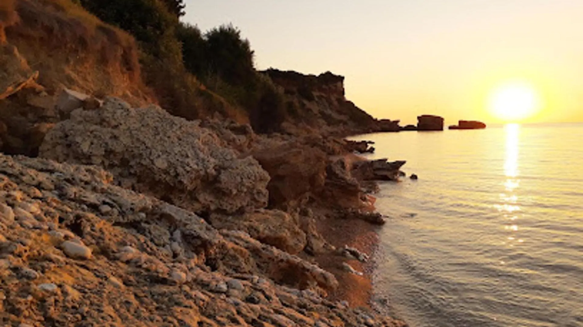 Beautiful 2 Bedroom Apartment In Skala Sleeps 5 0*, Skala (Kefalonia) Greece